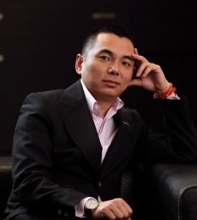 女霸总与穷小伙的爱情,女霸总爱上穷小伙完整版