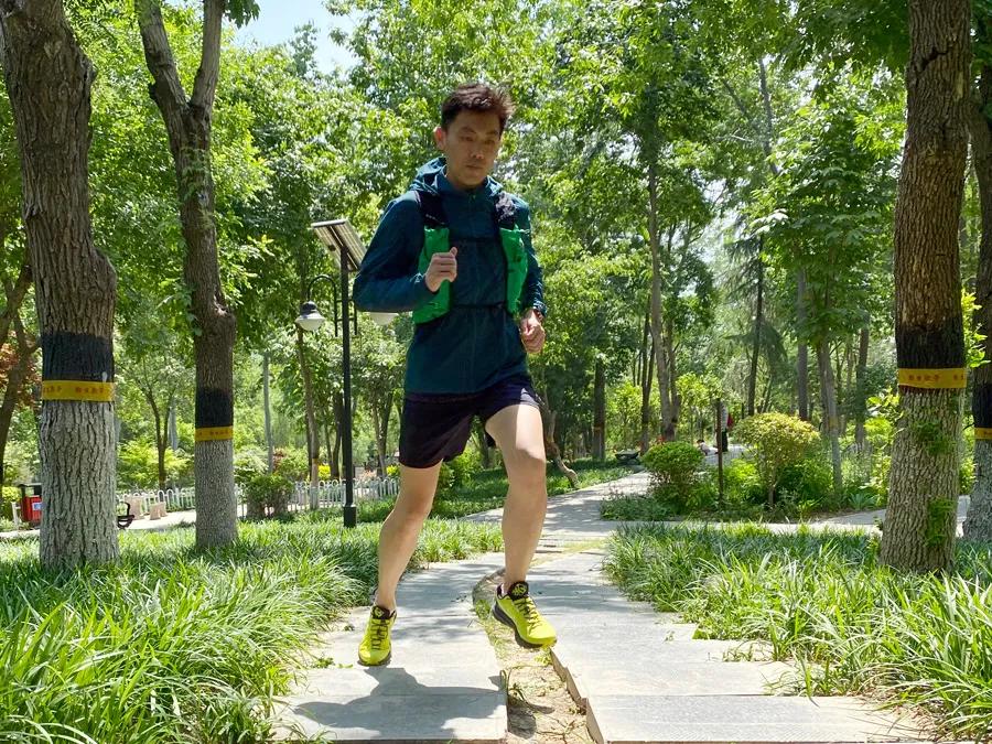 凯乐石越野鞋gugaex怎么样,凯乐石fugaathlete碳板越野鞋