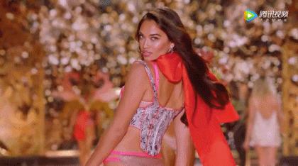 维密秀2018高清大图,2018维密大秀图集