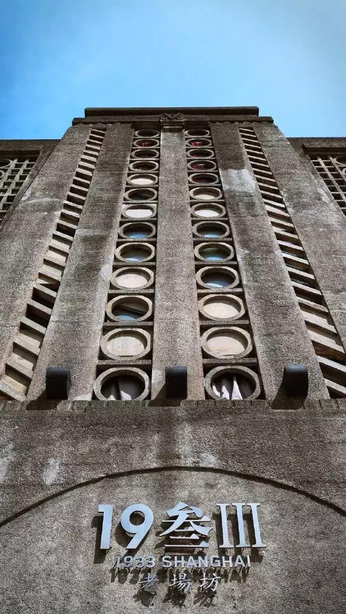 童话变现实!魔都宇宙级城堡婚礼,比爱丽丝仙境还美!