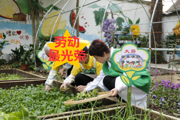 一线社工工作日常,社工探访重度失能残疾人