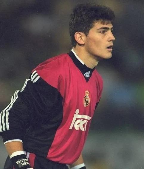 世界足坛十大足球巨星,世界足坛十大球星