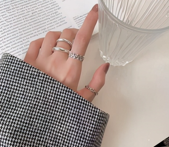 银饰首饰最新款潮款,时尚潮流银饰饰品