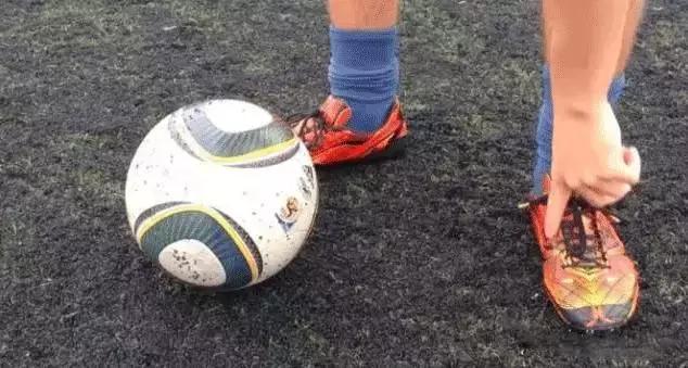 怎样练成c罗的球风,怎么练成c罗一样的背肌