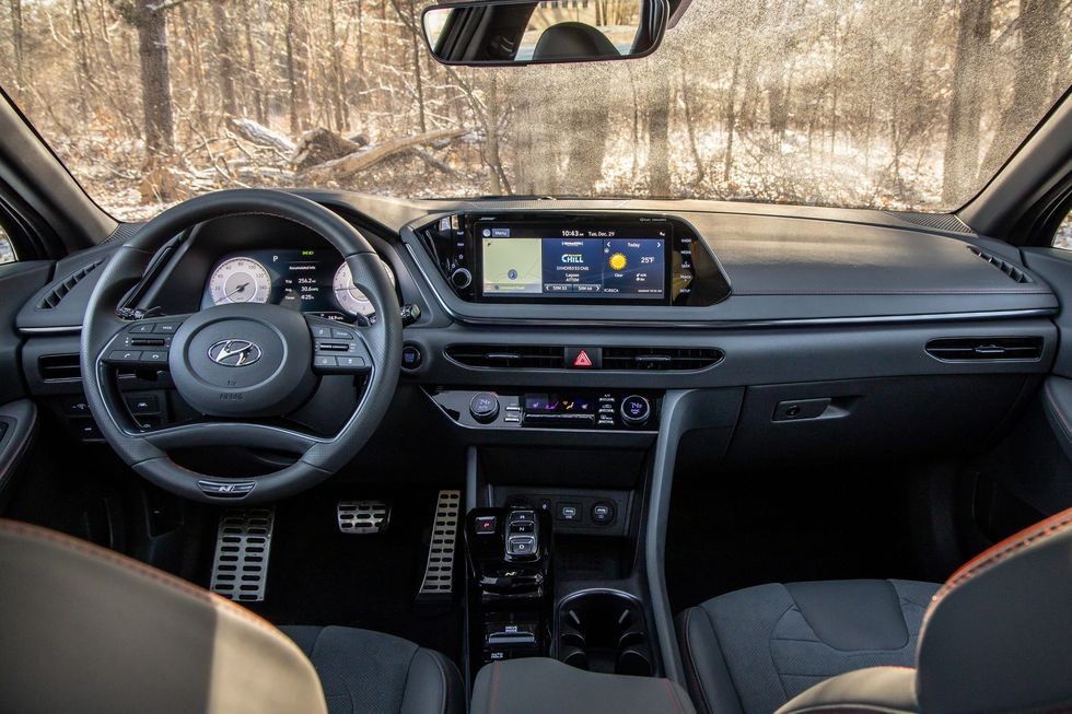 索纳塔2021款落地价,索纳塔2021款黑武士