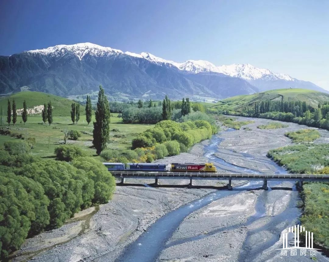 南龙湖真正意义上的地铁房,南龙湖6500的房子能买吗