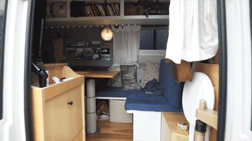 互联网大厂情侣辞职，爆改12㎡房车：不买房也可以很快乐