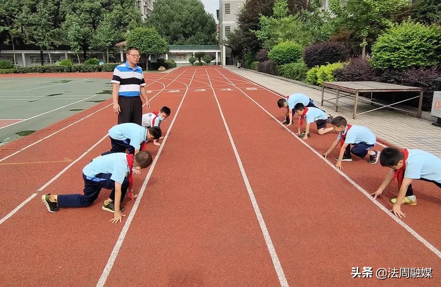 暖哭了！好老师可以有多好？看看武陵小学的他们就知道答案了……