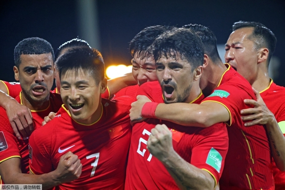 李铁场边大喊大叫,李铁大喊大叫