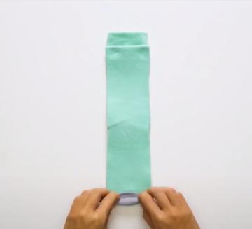 怎样折叠袜子更整齐,袜子怎么折叠最省空间