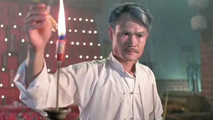 香港5位叔辈明星，本职比演戏更传奇，其中2人各有4个老婆