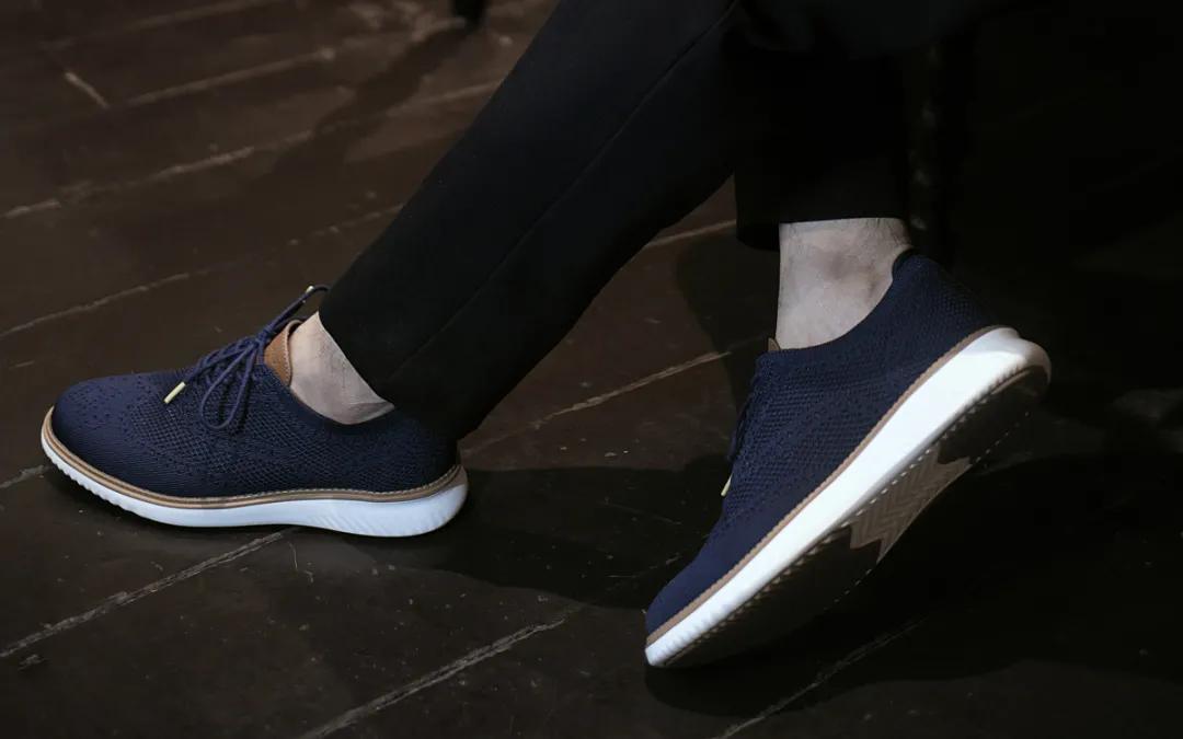 四店同步开放啦！即刻免费体验“量脚制鞋”黑科技