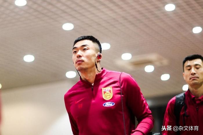 无法得到主力而离开恒大！7000万加盟中超新贵，把孝顺放在首位