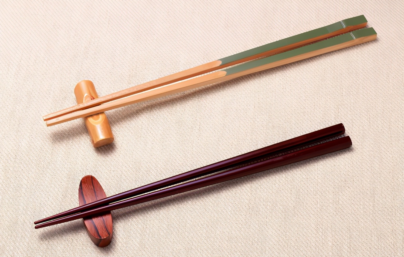 陶瓷筷子和金属筷子哪个好,金属筷子和木筷子哪种好