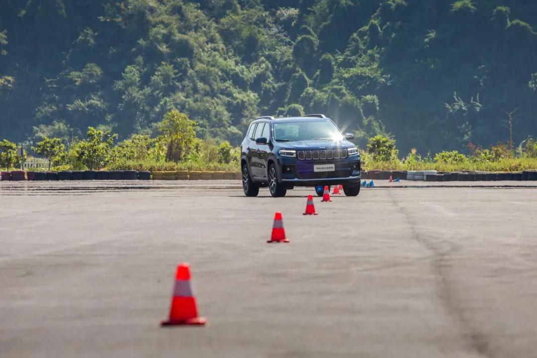 jeep大指挥官2020款优惠价格,jeep新大指挥官