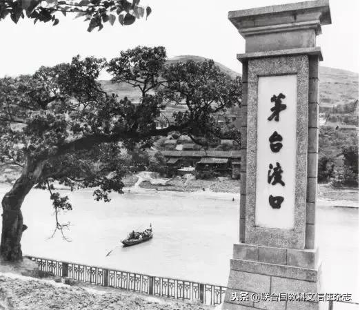 四渡赤水出奇兵：毛*东泽**军事上的得意之笔