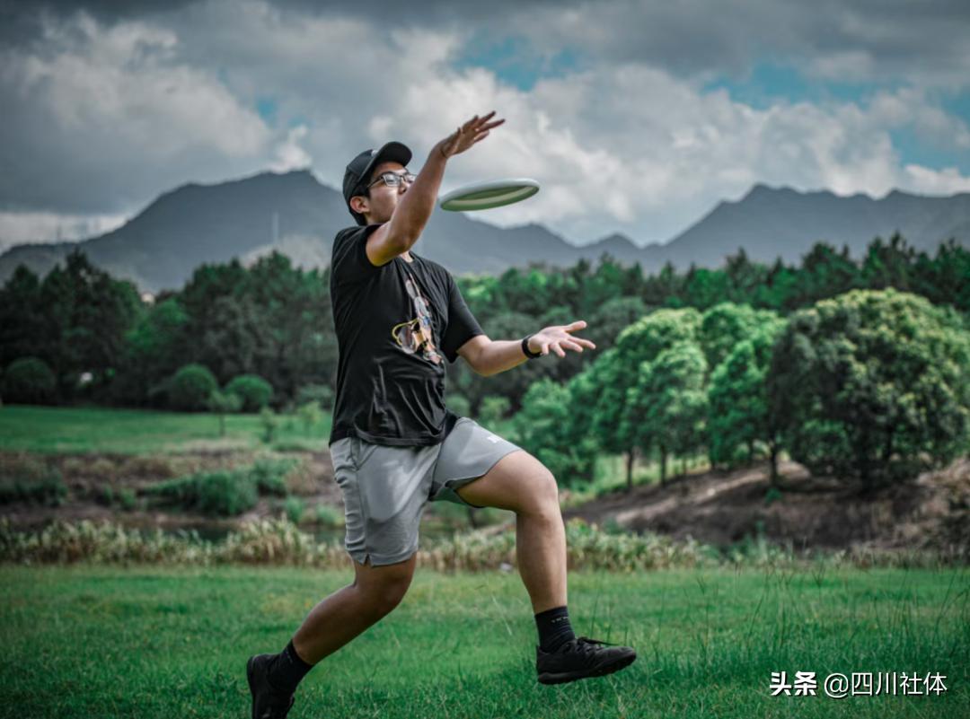 所有的飞盘怎么玩,极限飞盘玩