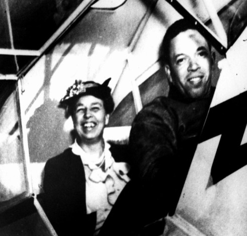 历史背后的故事札记,塔斯克基飞行员电影解说