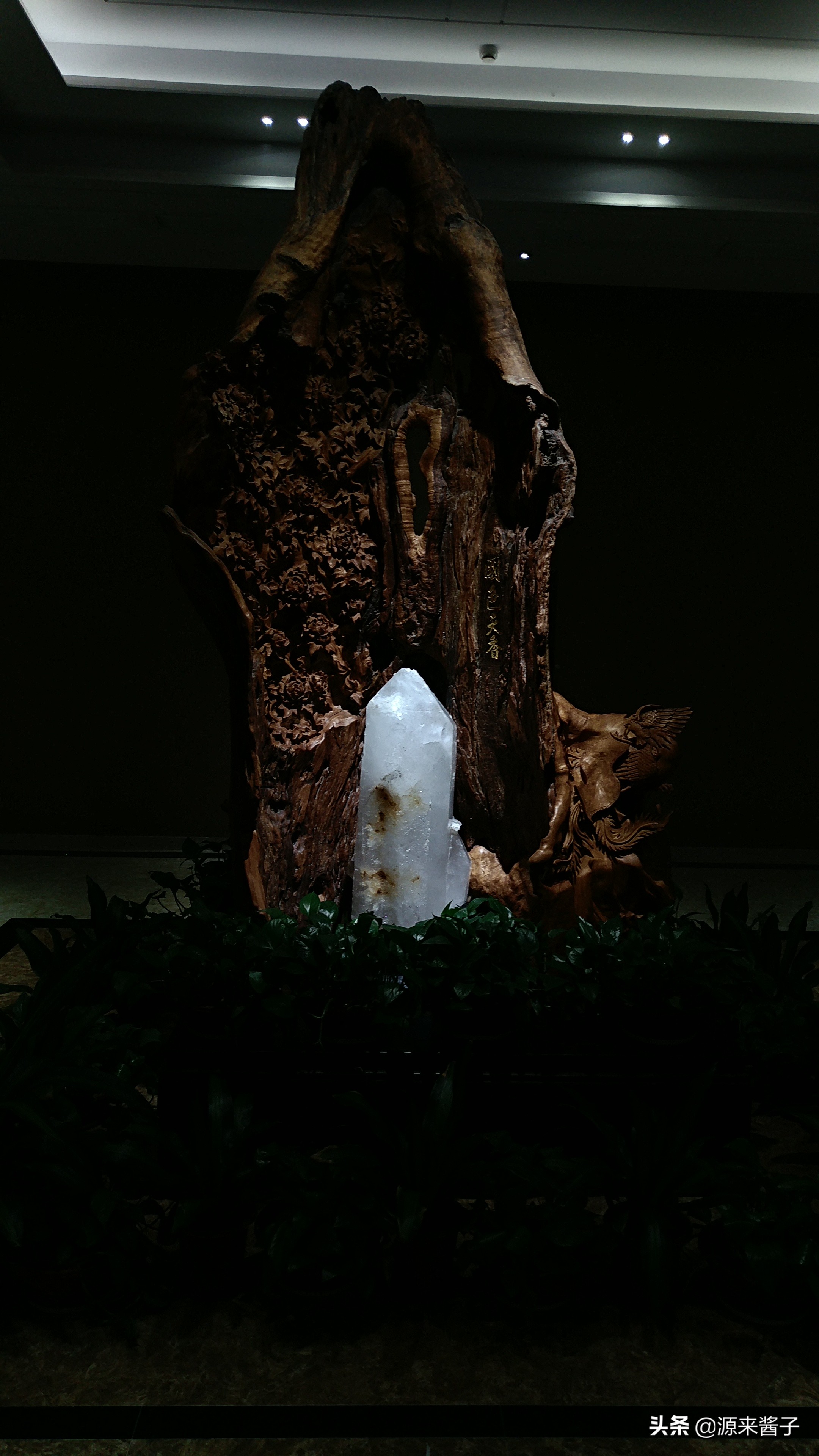 三亚景点有一个水晶石叫什么,三亚天涯海角水晶石