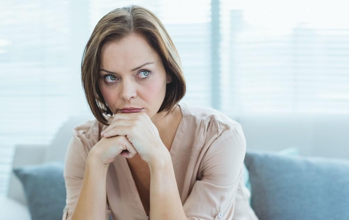 多大年纪女性绝经,女性一般多大年龄绝经绝经的前兆