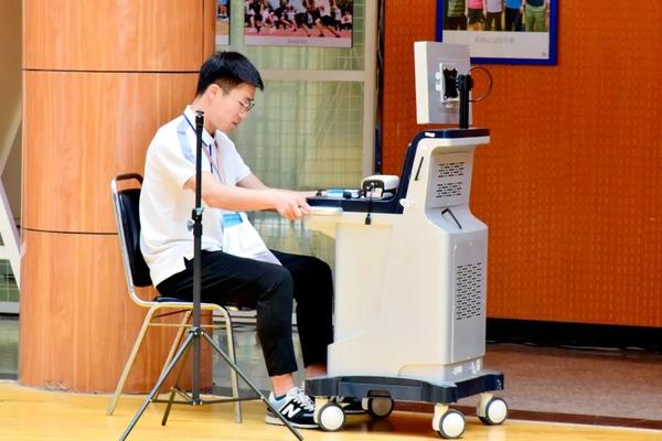 郑州市区中招体育考试今日开考