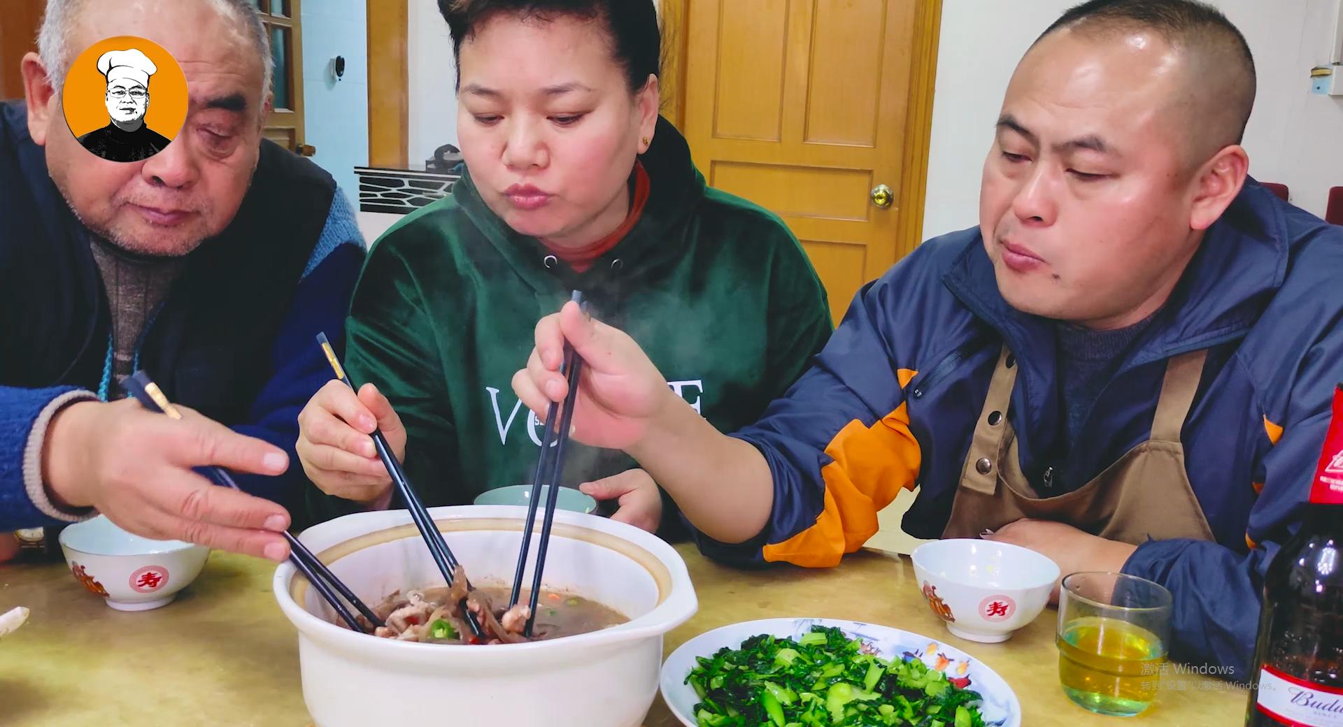 八爪鱼怎么做又脆又嫩好吃视频,八爪鱼要怎么炒才不会有腥味