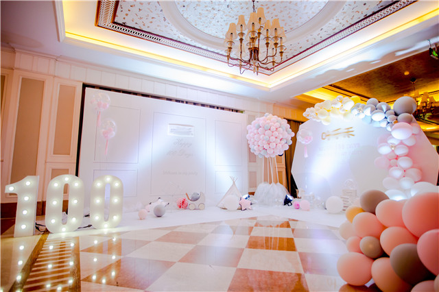 宝宝满月宴座位安排,宝宝满月宴在家怎么弄