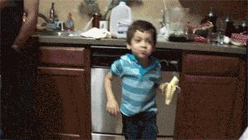 终于下班了搞笑gif图片,搞笑gif上班的时候打瞌睡尴尬了吧