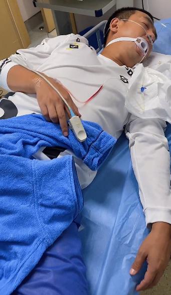 “醉”爱国足!前国脚徐亮全身麻醉手术后,喊“国足出线”才叫醒