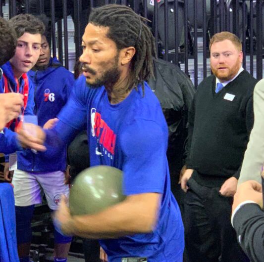 强文推荐|走出伤病、继续征战要感谢谁？罗斯：谢个球