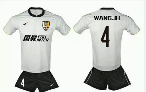 定制球衣应该怎么选,球衣定制应该怎么选