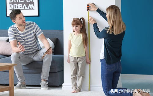 出现这几个迹象说明孩子要长高了,男孩长高猛涨期过后还能再长多少