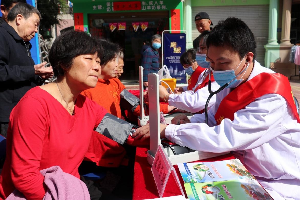 社区劳务派遣值得去吗,社区工作1800工资值得干吗