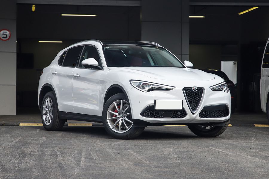 锐志3.0和2.5零百加速,丰田锐志13款2.5零百加速