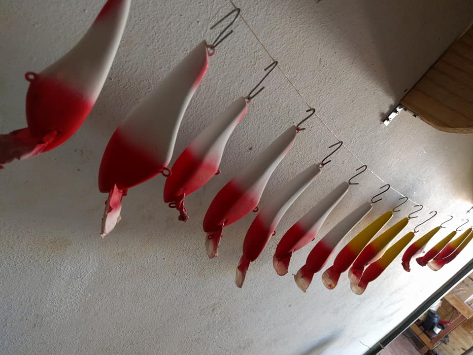 路亚钓鱼穷三代,路亚如何做假饵