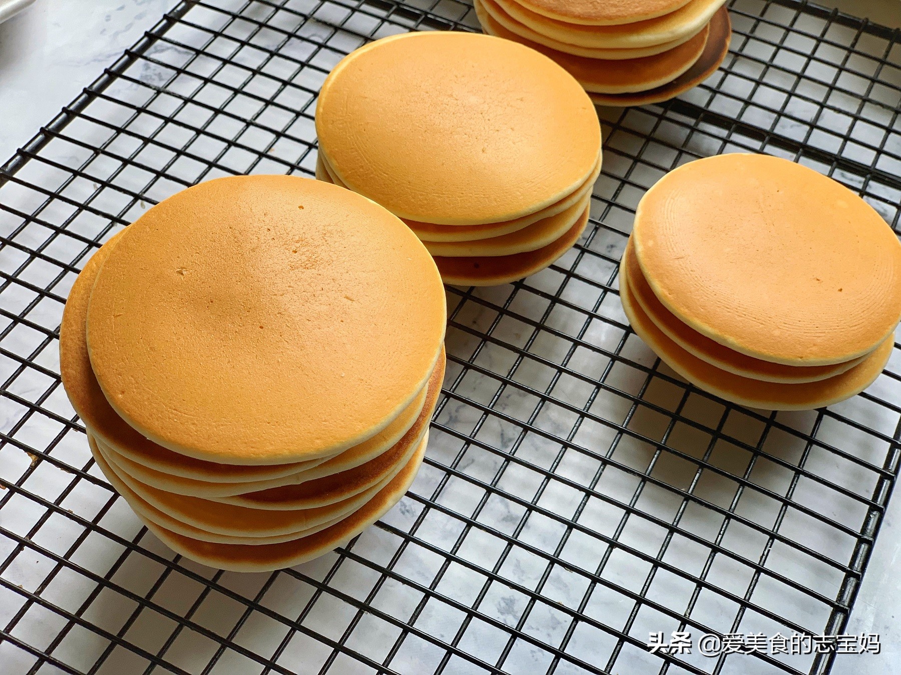 只用一口锅就能吃到的铜锣烧,低卡又好吃的铜锣烧