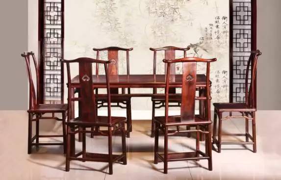 红木餐桌如何选专家来支招,市面上常见的红木餐桌有哪些