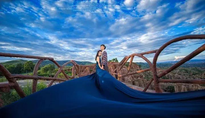 楚雄拍婚纱夜景,拍婚纱楚雄