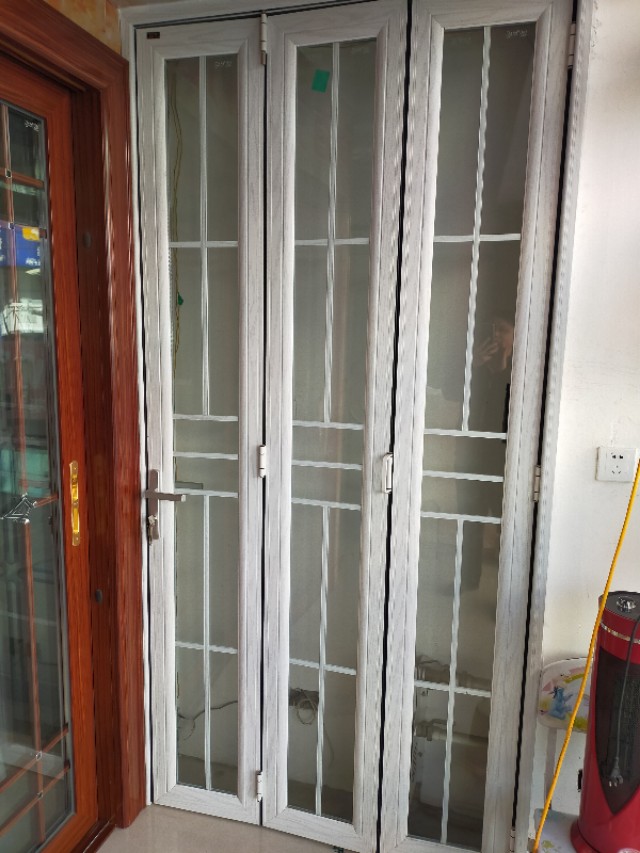 钛镁合金门玻璃如何更换,钛镁合金门每平米价格表