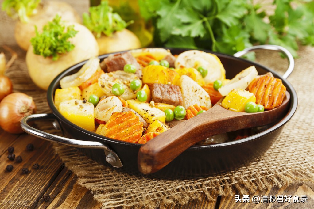 九九重阳节需要吃什么东西,重阳节老年人饮食谨记四点