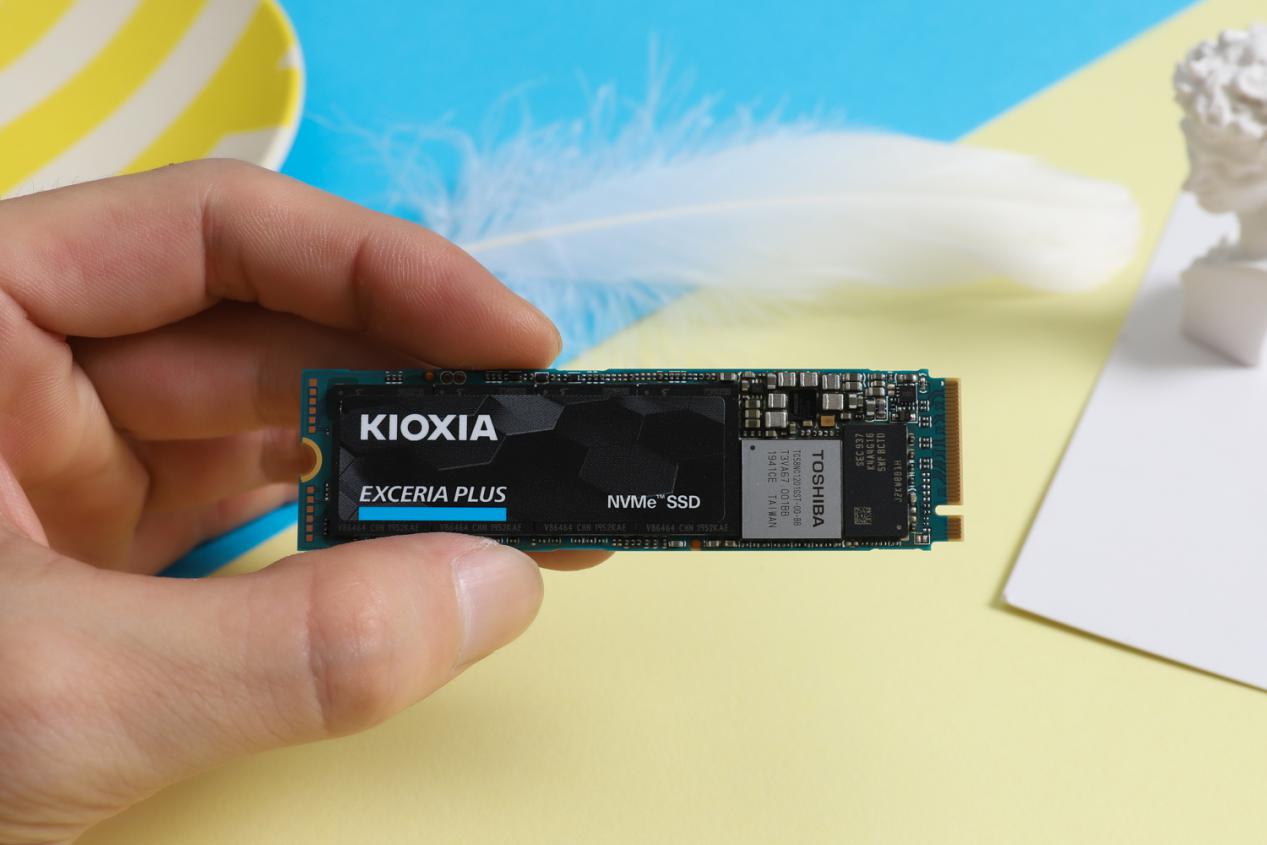 固态硬盘铠侠nvme,nvme1t固态硬盘好吗