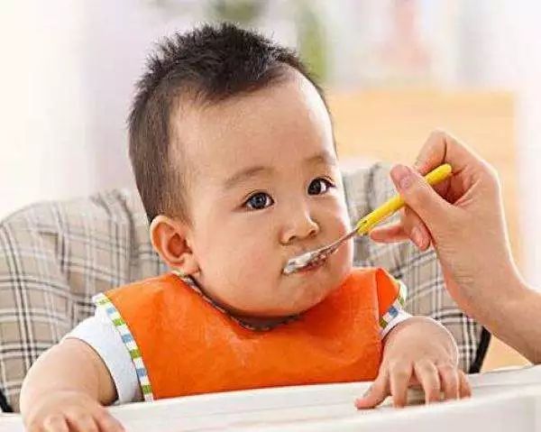 伊可新维生素a有什么作用,伊可新ad超标是真的吗