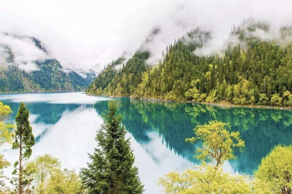 重庆可以直达九寨沟吗,重庆去九寨沟交通方式