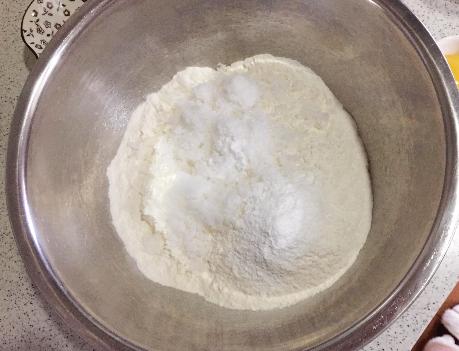 炸油条不放鸡蛋和盐的做法,炸油条不加鸡蛋家常做法