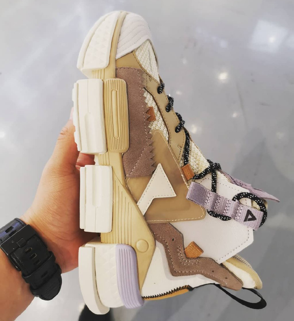 匹克新款休闲鞋曝光，设计撞脸悟道，强行解构风有点奇怪？