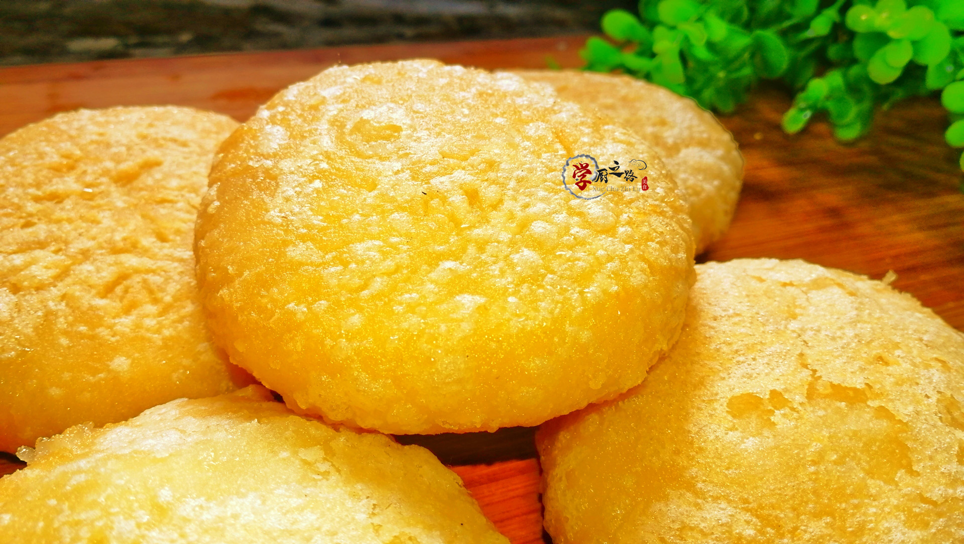 炸糖糕很粘锅怎么回事,炸糖糕漏糖