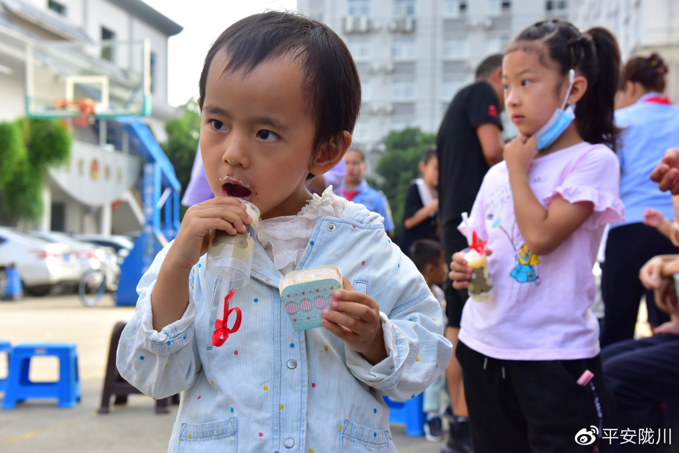 第一次走进警营过六一,迎六一进警营