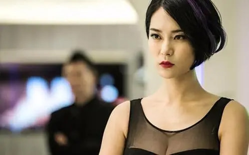 王晶张敏执导新片上线，阵容简直太豪华，却依旧还是一部“烂片”