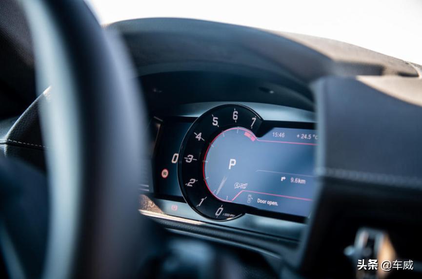 宝马z4m40ivs丰田牛魔王supra,全新一代supra外媒评论