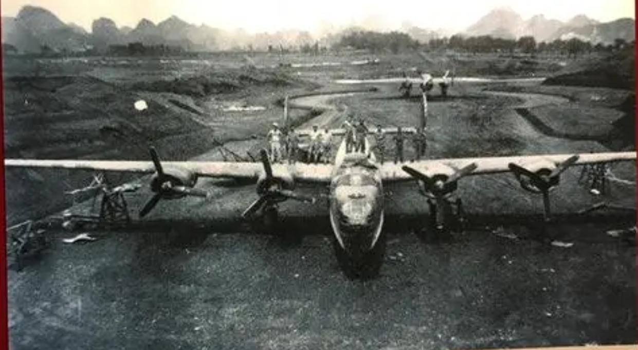 南京解放，一女子到三野驻地被哨兵拦下，报出姓名后政委亲自迎接